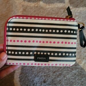 FOSSIL Eliza Small Wristlet Wallet Womens Pink Poka Dot Boho Style Zipper Strap